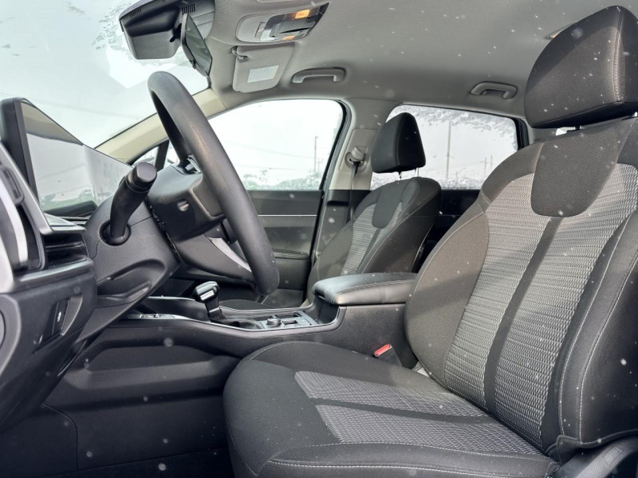 2024 Kia Sorento LX Photo