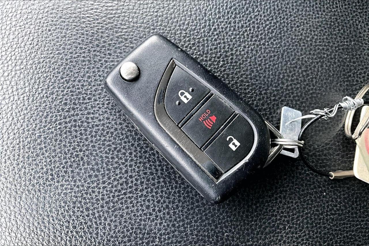 2024 Toyota RAV4 LE AWD   WIRELESS CARPLAY/ANDROID   SAFETY SENSE Photo