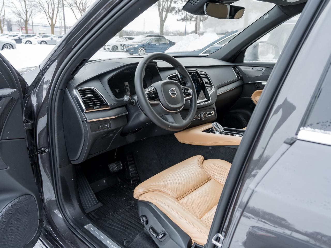 2024 Volvo XC90 Recharge T8 eAWD PHEV Ultimate 7-Seater LOW MILEAGE  CPO Photo