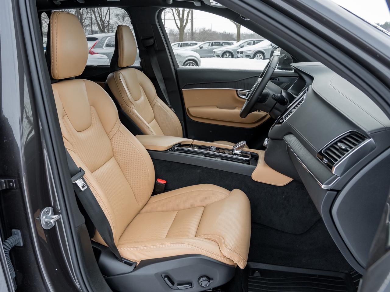 2024 Volvo XC90 Recharge T8 eAWD PHEV Ultimate 7-Seater LOW MILEAGE  CPO Photo