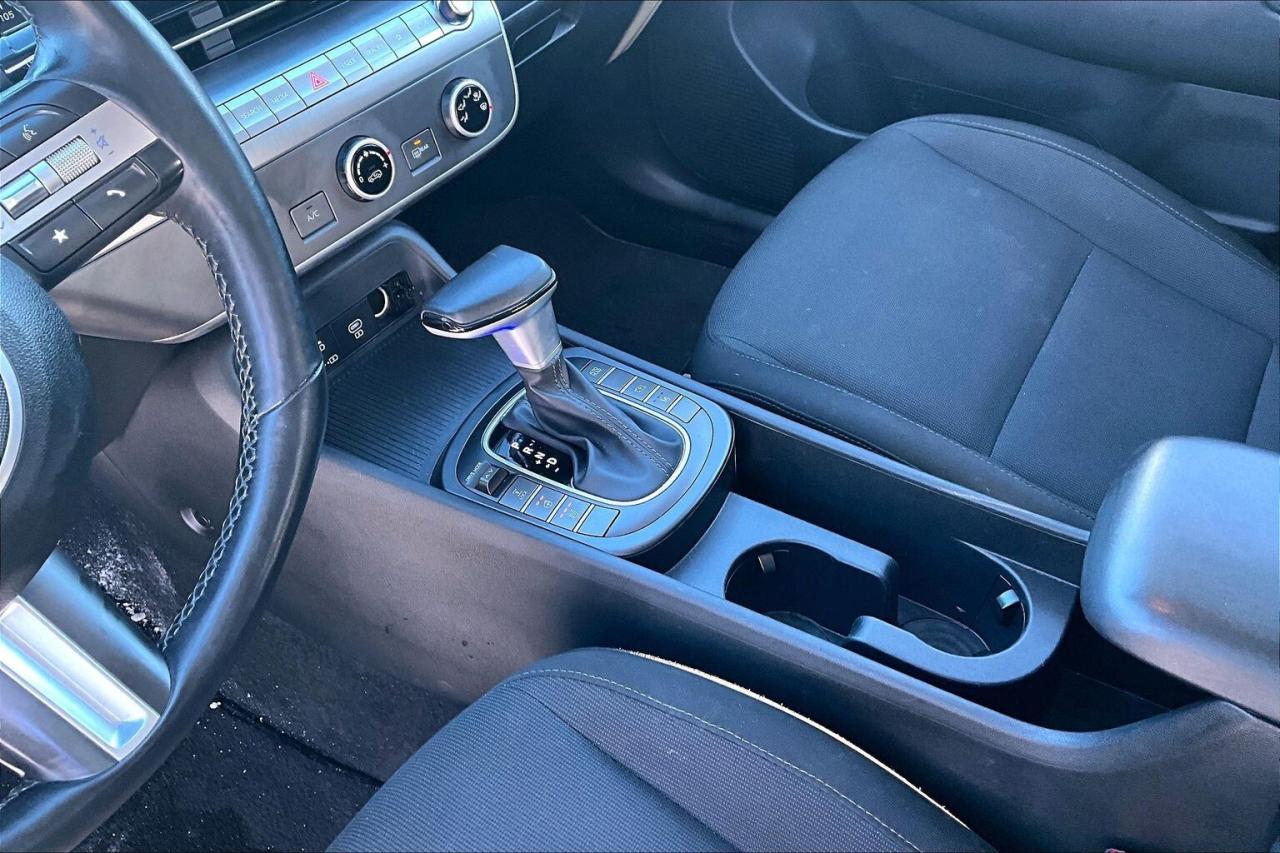 2024 Hyundai KONA PREFERRED AWD   HEATED SEATS/STEER   ADAPT. CRUISE Photo