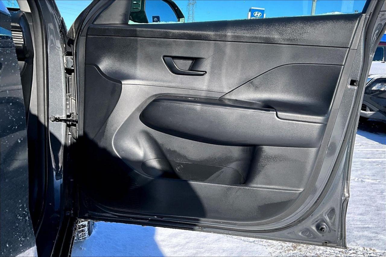2024 Hyundai KONA PREFERRED AWD   HEATED SEATS/STEER   ADAPT. CRUISE Photo
