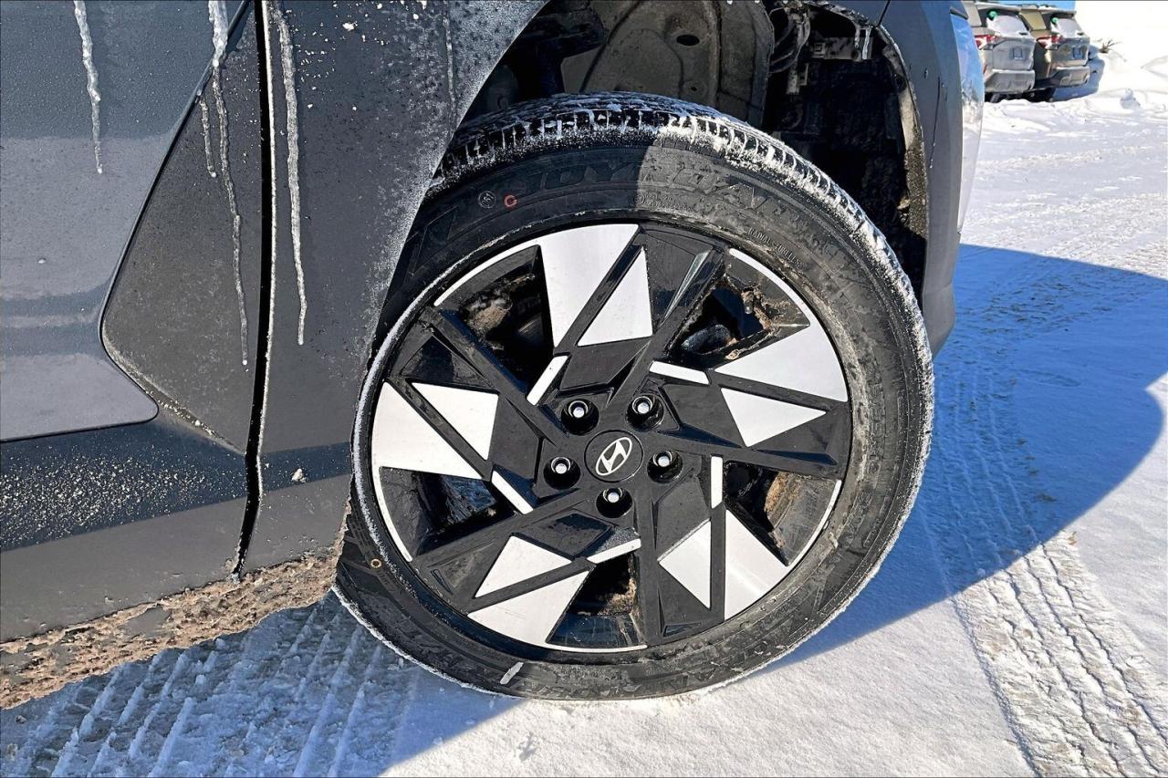 2024 Hyundai KONA PREFERRED AWD   HEATED SEATS/STEER   ADAPT. CRUISE Photo