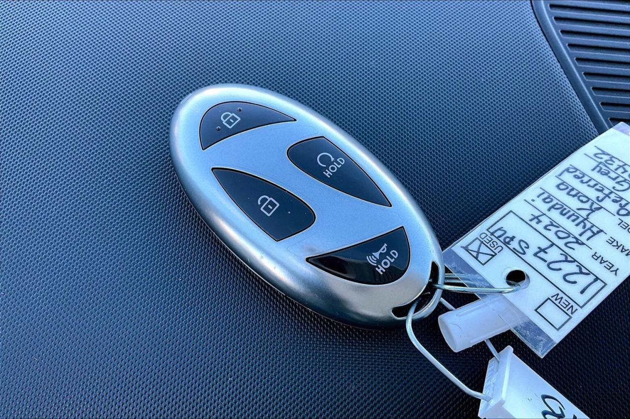 2024 Hyundai KONA PREFERRED AWD   HEATED SEATS/STEER   ADAPT. CRUISE Photo