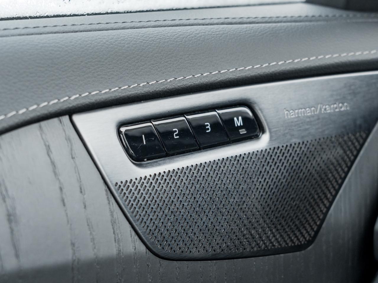 2024 Volvo XC90 Plug-In Hybrid T8 eAWD PHEV Ultimate 7-Seater  CPO RATE fr 3.49%* Photo