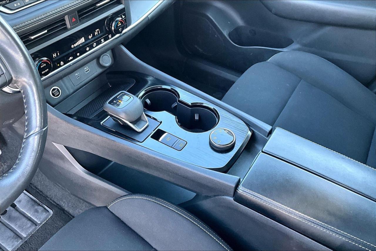 2023 Nissan Rogue S AWD   HEATED SEATS/STEER   BLINDSPOT   CARPLAY Photo