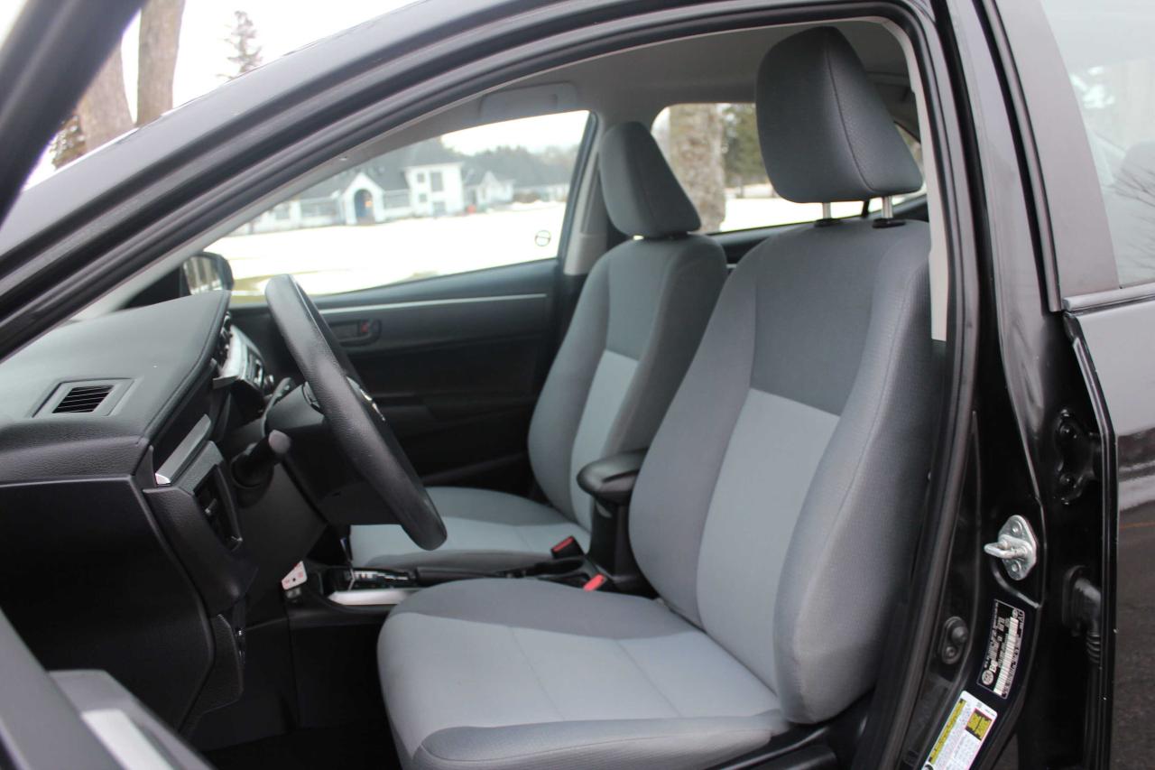2015 Toyota Corolla 4dr Sdn Auto CE, Certified, Clean Title Photo