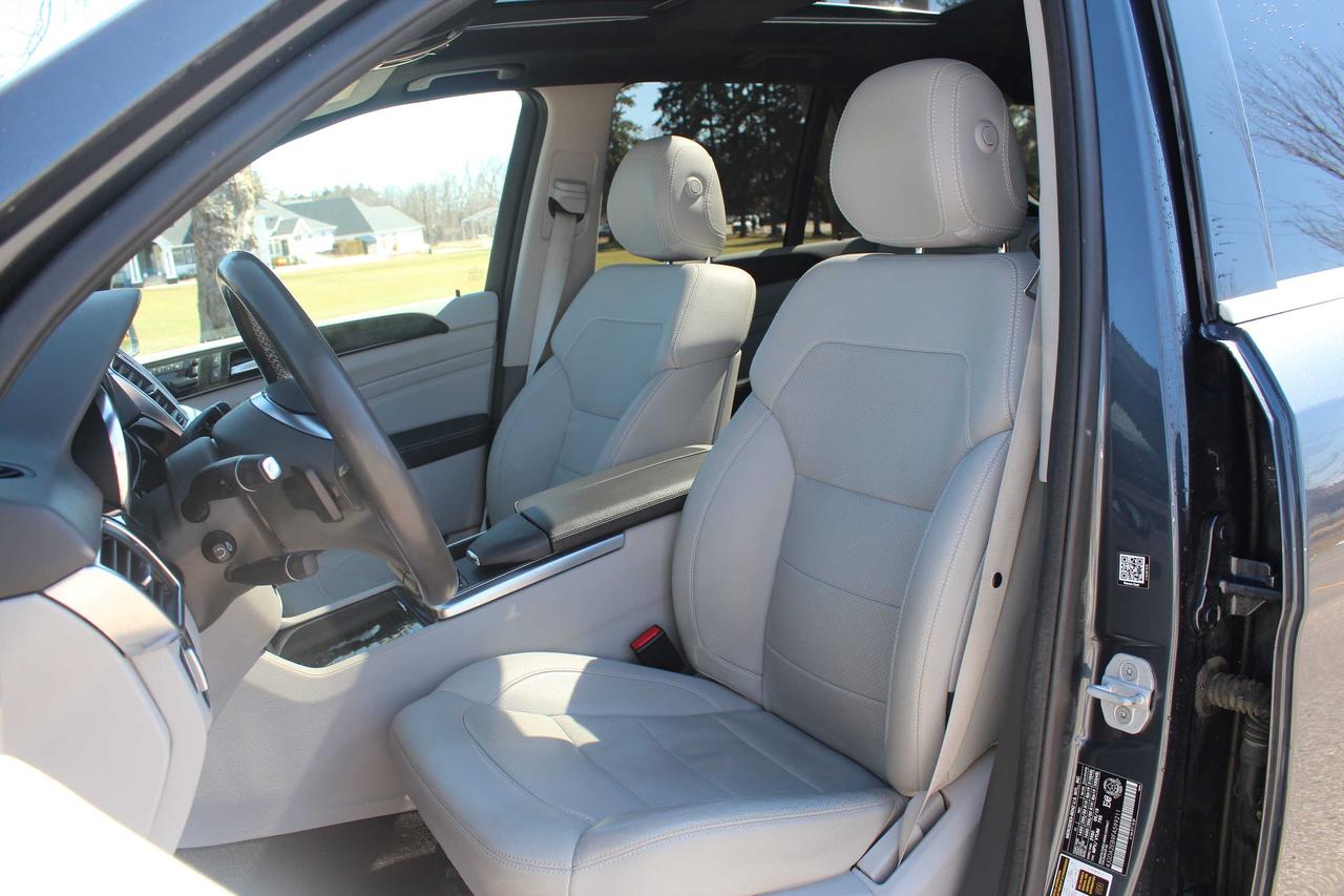 2015 Mercedes-Benz M-Class 4MATIC 4dr ML 350 BlueTEC, No Accidents Photo