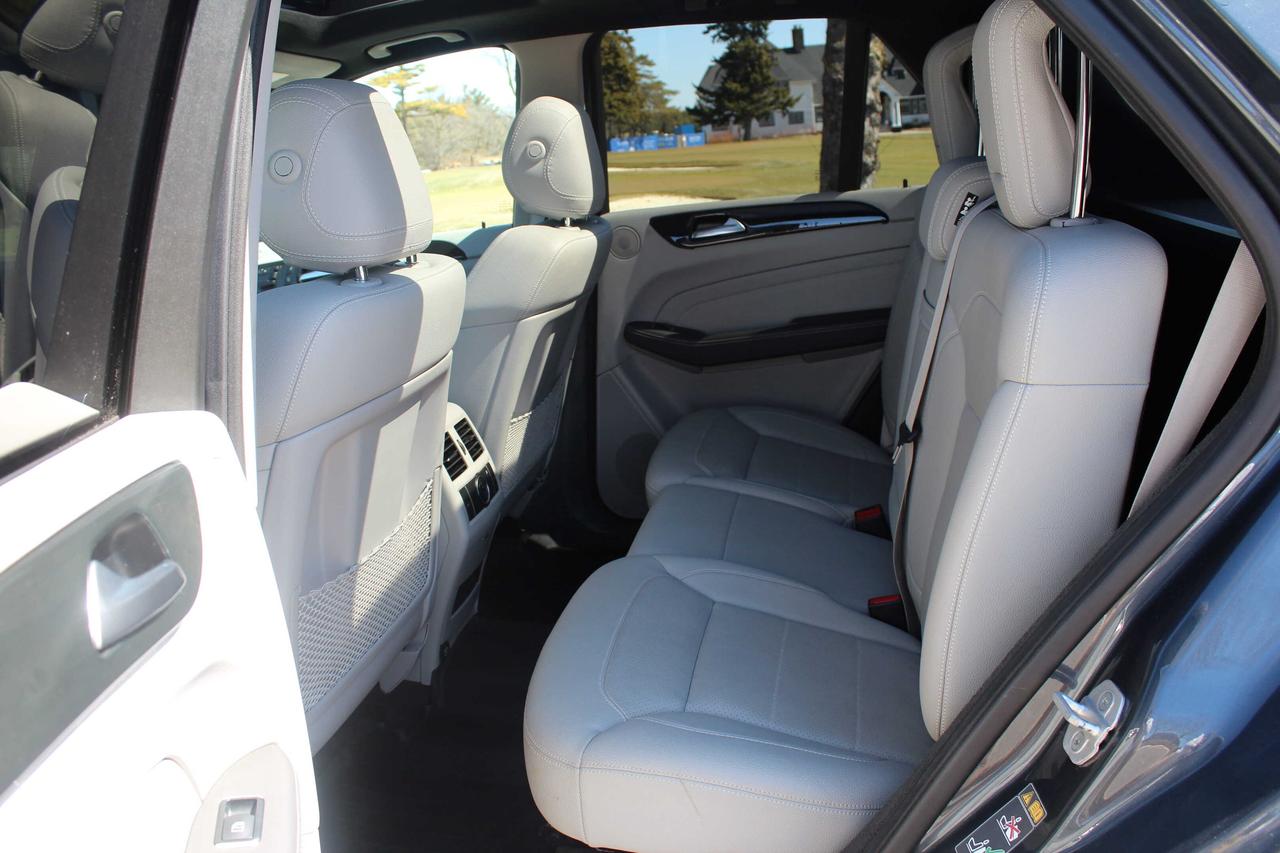 2015 Mercedes-Benz M-Class 4MATIC 4dr ML 350 BlueTEC, No Accidents Photo