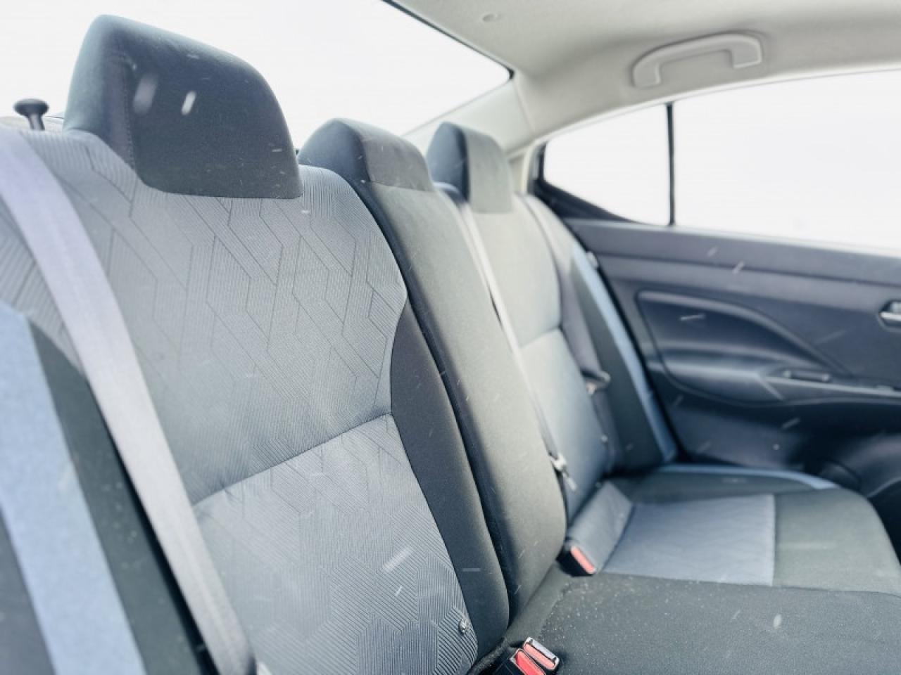 2024 Nissan Versa SV Photo