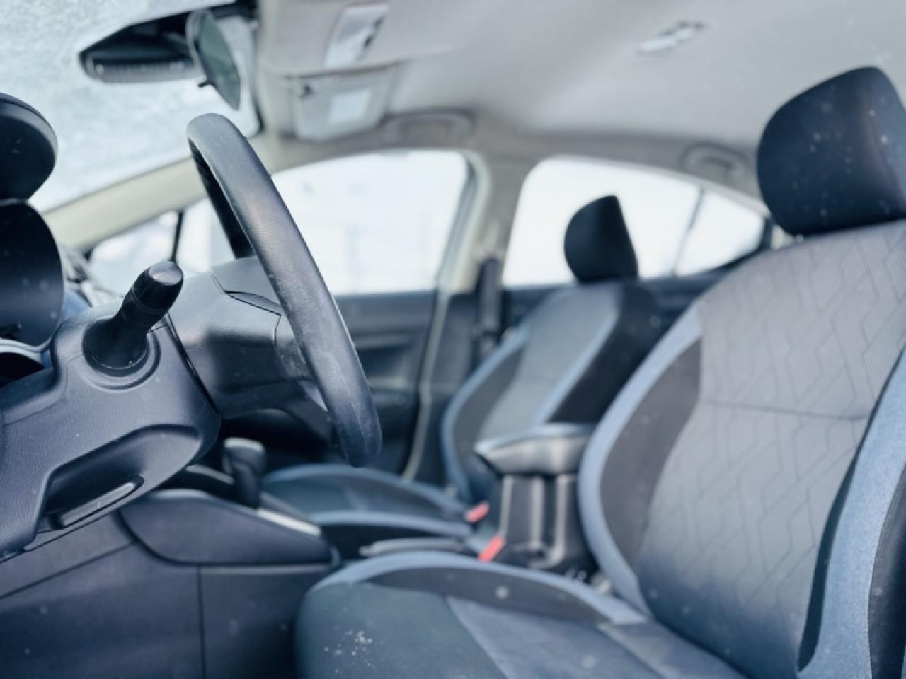 2024 Nissan Versa SV Photo