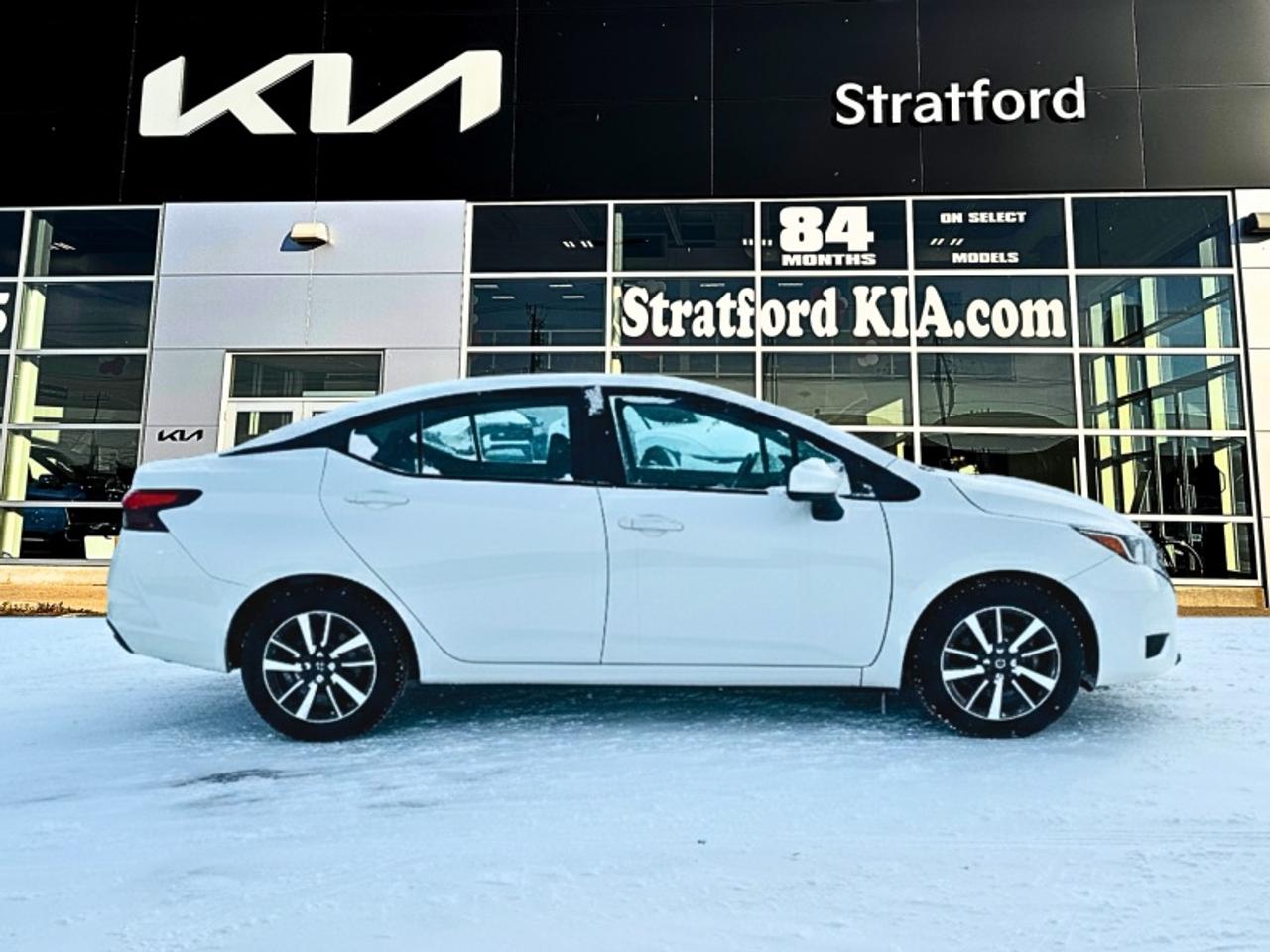 2024 Nissan Versa SV Photo