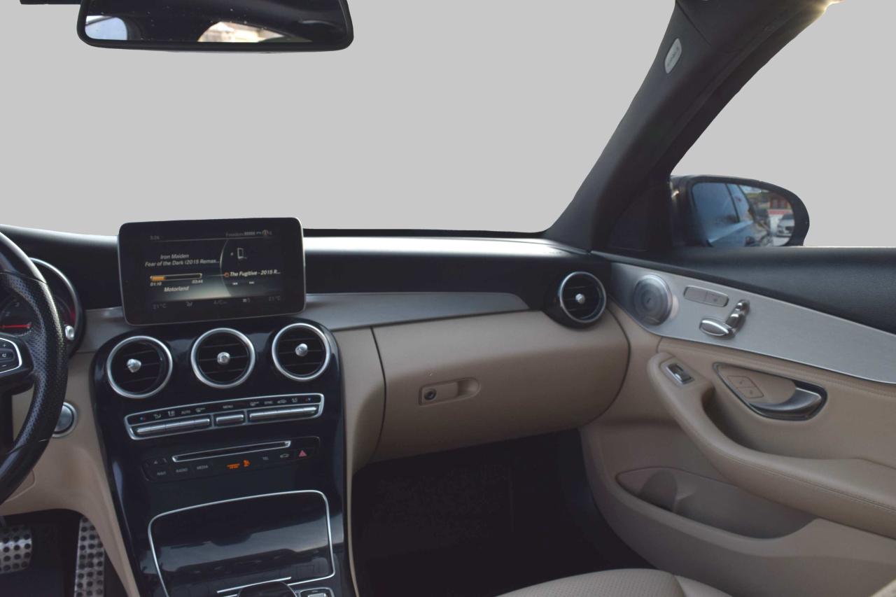 2015 Mercedes-Benz C-Class C300 4MATIC AMG Sport Pkg Navi Panoramic Sunroof Photo