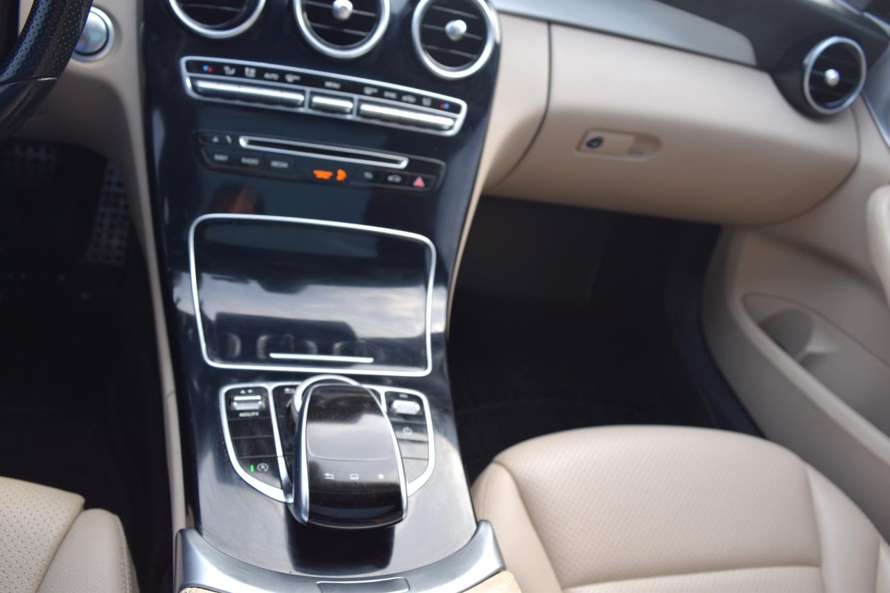 2015 Mercedes-Benz C-Class C300 4MATIC AMG Sport Pkg Navi Panoramic Sunroof Photo