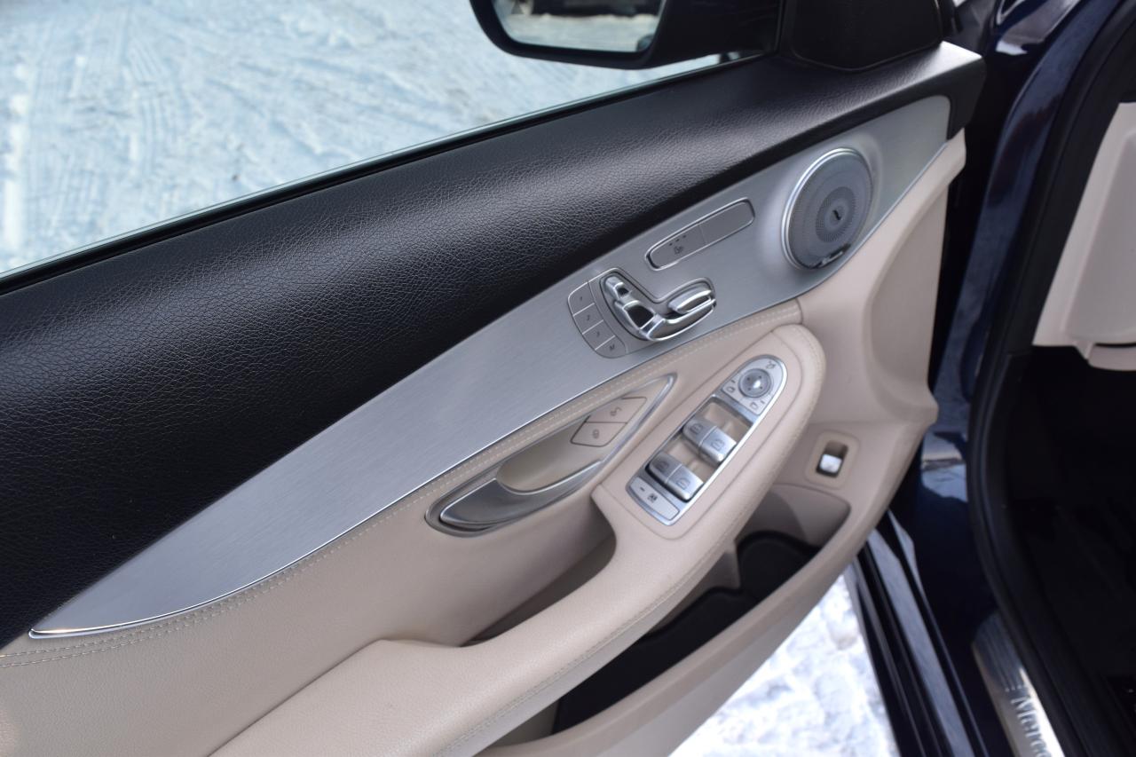 2015 Mercedes-Benz C-Class C300 4MATIC AMG Sport Pkg Navi Panoramic Sunroof Photo