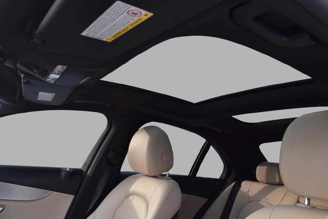 2015 Mercedes-Benz C-Class C300 4MATIC AMG Sport Pkg Navi Panoramic Sunroof Photo