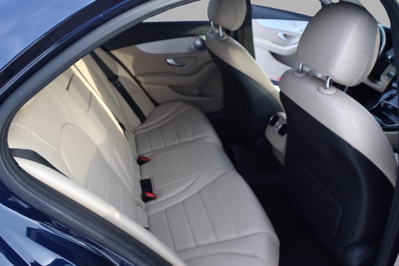 2015 Mercedes-Benz C-Class C300 4MATIC AMG Sport Pkg Navi Panoramic Sunroof Photo