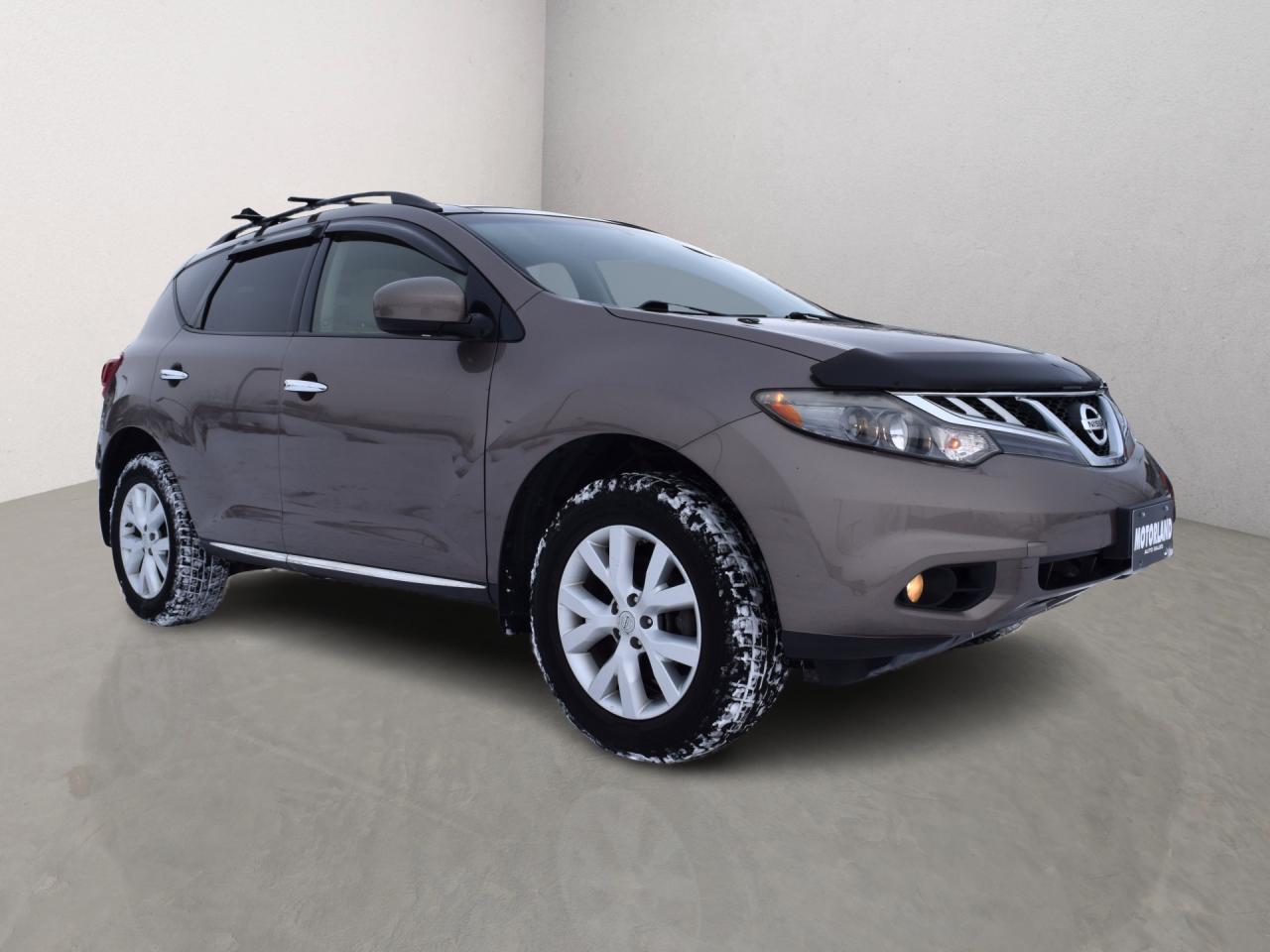 2014 Nissan Murano SV AWD PANORAMIC SUNROOF NAVIGATION Photo2