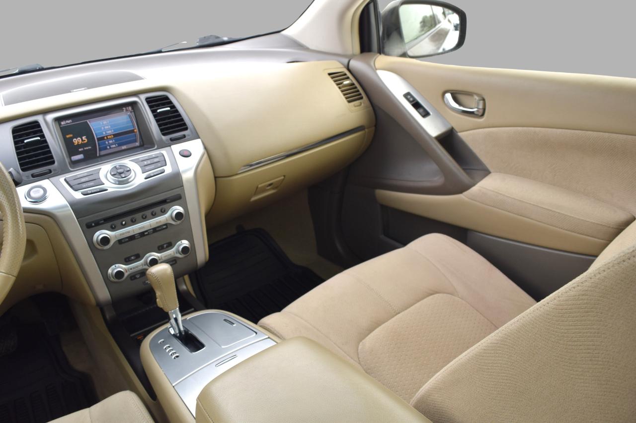 2014 Nissan Murano SV AWD PANORAMIC SUNROOF NAVIGATION Photo