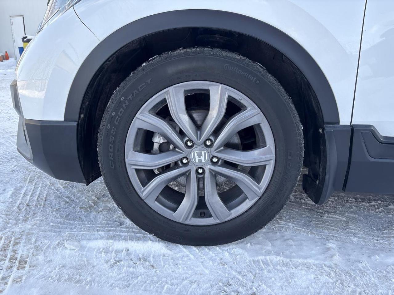2020 Honda CR-V Sport AWD Brand New Tires Installed! Photo