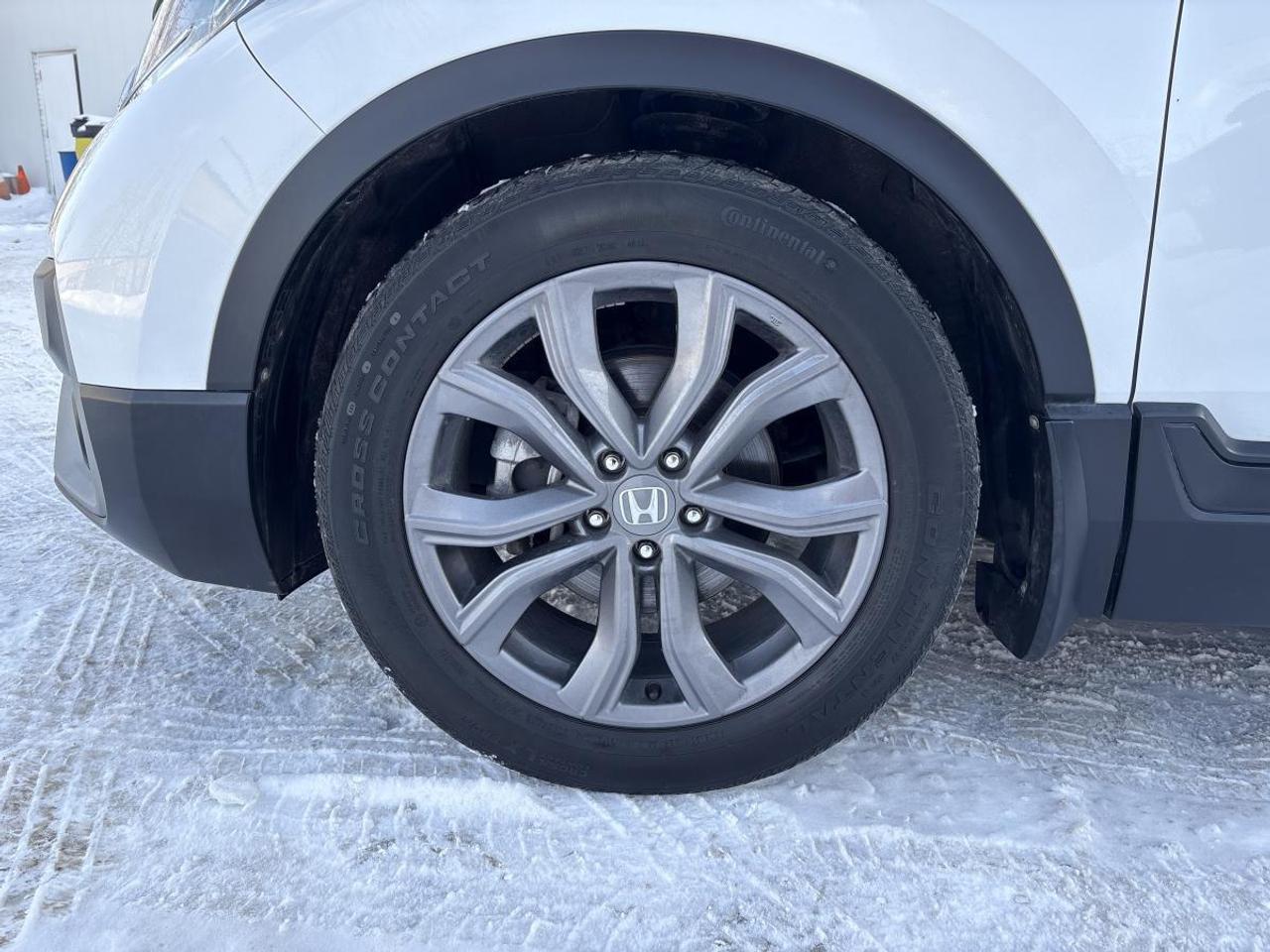 2020 Honda CR-V Sport AWD Brand New Tires Installed! Photo