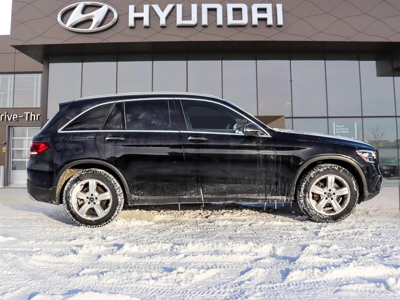 2021 Mercedes-Benz GLC GLC 300 Photo