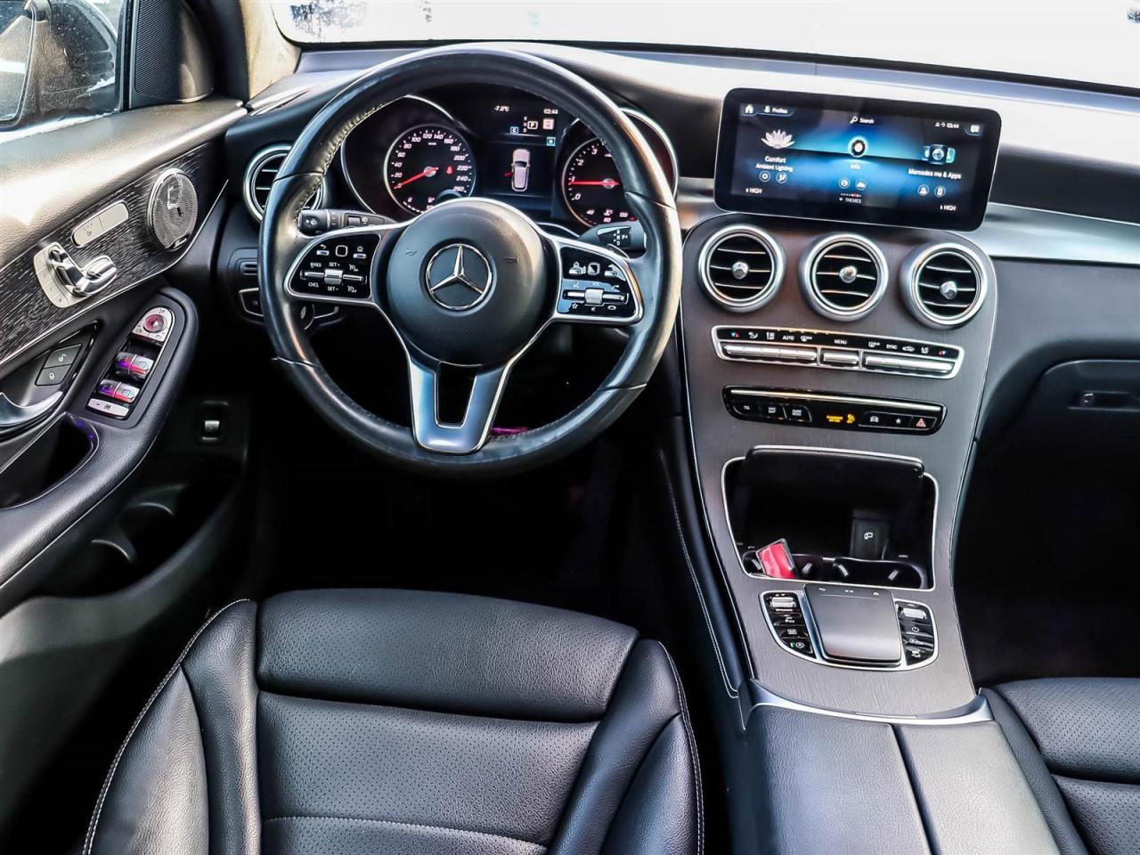 2021 Mercedes-Benz GLC GLC 300 Photo