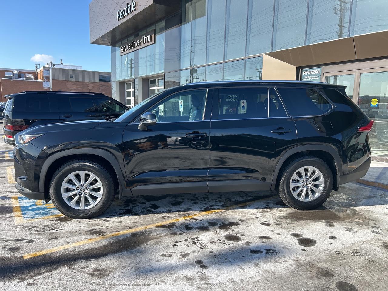 2024 Toyota Grand Highlander Hybrid XLE AWD   CLEAN CARFAX   ONE OWNER Photo
