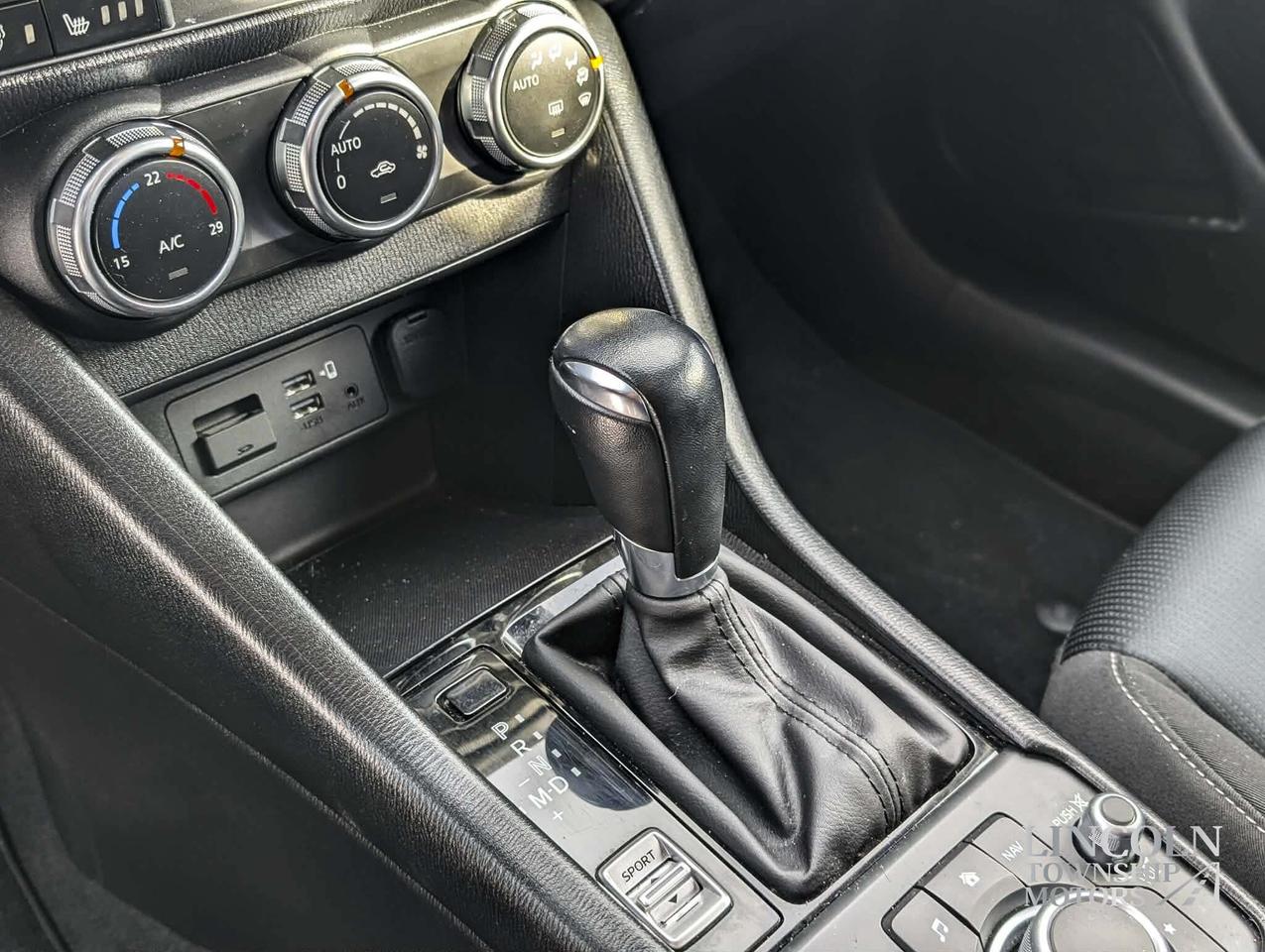 2022 Mazda CX-3 GS - AWD, CLEAN CARFAX, HEATED SEATS, BACKUP CAM Photo