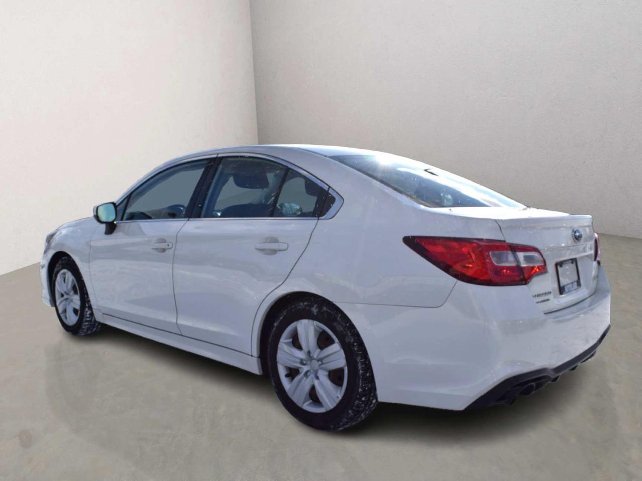 2018 Subaru Legacy 2.5i AWD Back Up Camera Photo