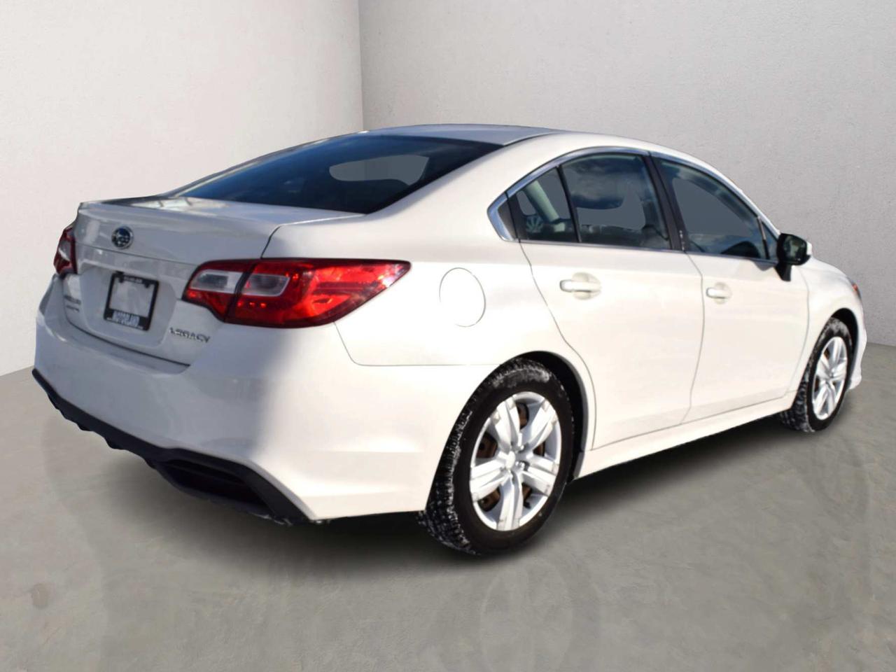 2018 Subaru Legacy 2.5i AWD Back Up Camera Photo