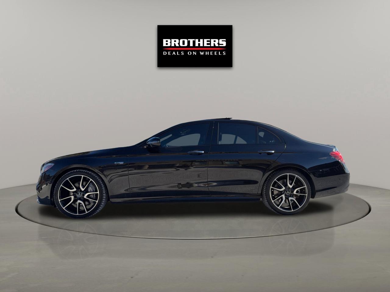 2018 Mercedes-Benz E-Class AMG E 43 4MATIC Sedan Photo