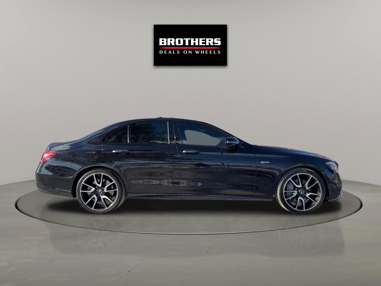 2018 Mercedes-Benz E-Class AMG E 43 4MATIC Sedan Photo