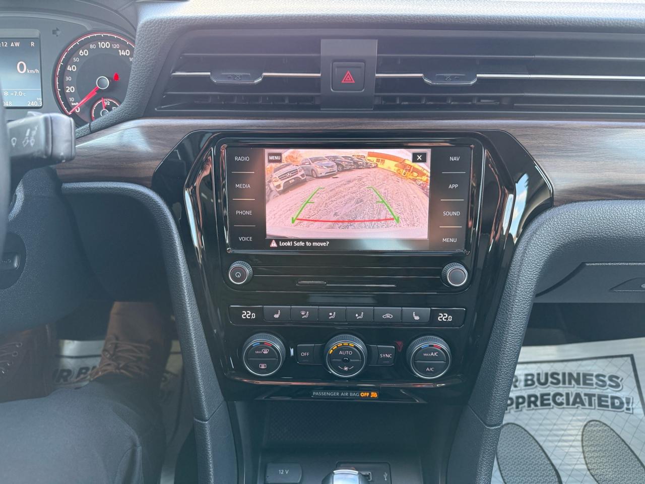 2020 Volkswagen Passat Execline R-Line  ACCIDENT FREE 1-OWNER MINT Photo