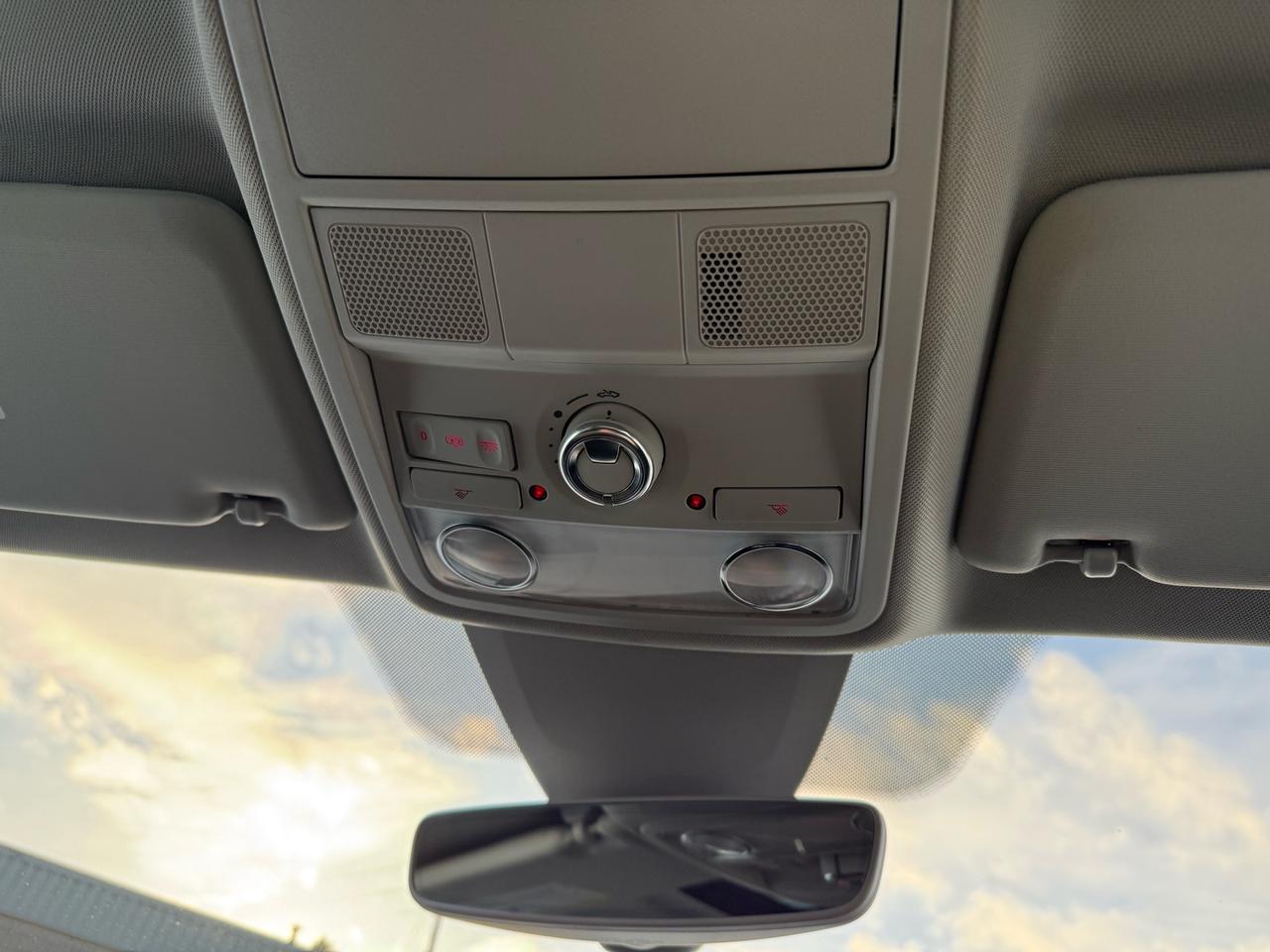 2020 Volkswagen Passat Execline R-Line  ACCIDENT FREE 1-OWNER MINT Photo