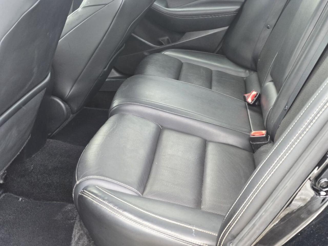 2016 Nissan Maxima 4dr Sedan SV Photo