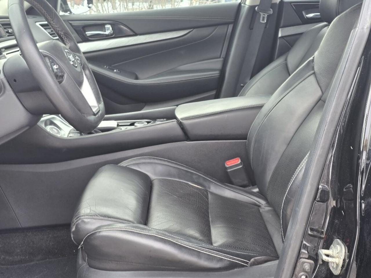 2016 Nissan Maxima 4dr Sedan SV Photo
