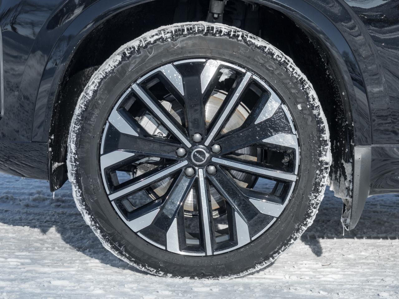 2025 Volvo XC90 2025.5 B6 AWD Bright Theme 7-Seater  CARDAMOM  CPO Photo3