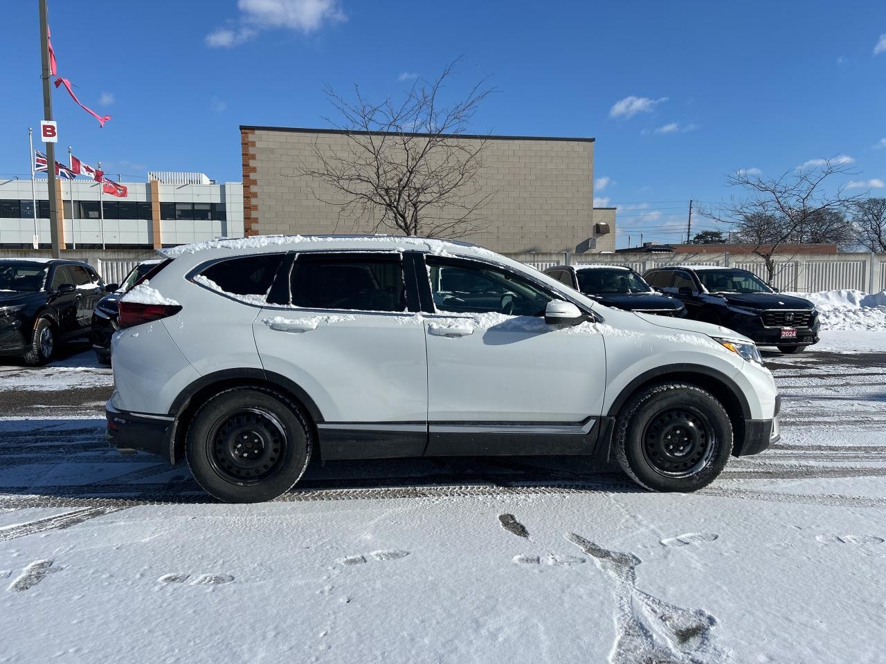 2021 Honda CR-V Touring Leather Navigation Sunroof 2 Sets of Tires Photo