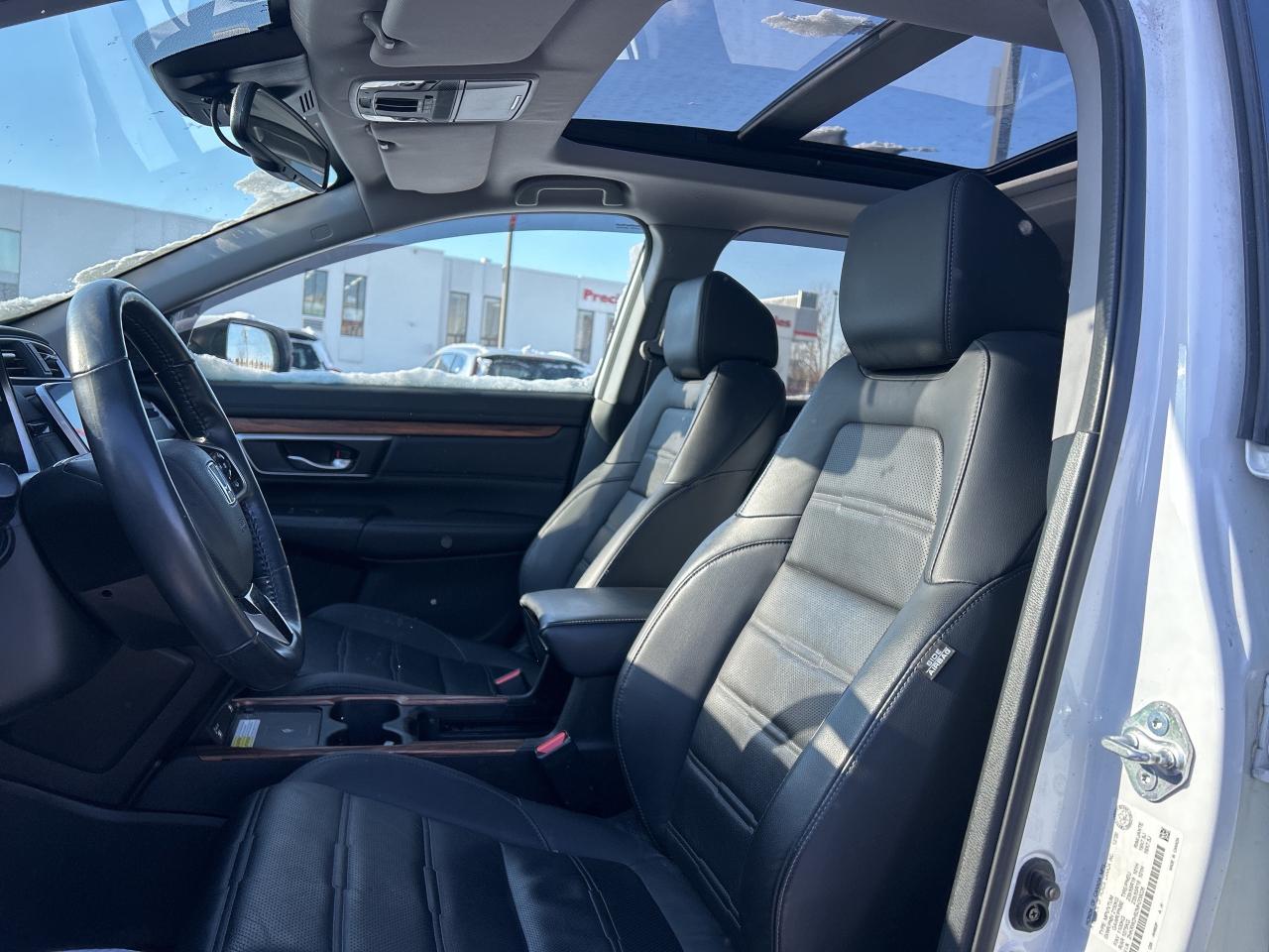 2021 Honda CR-V Touring Leather Navigation Sunroof 2 Sets of Tires Photo