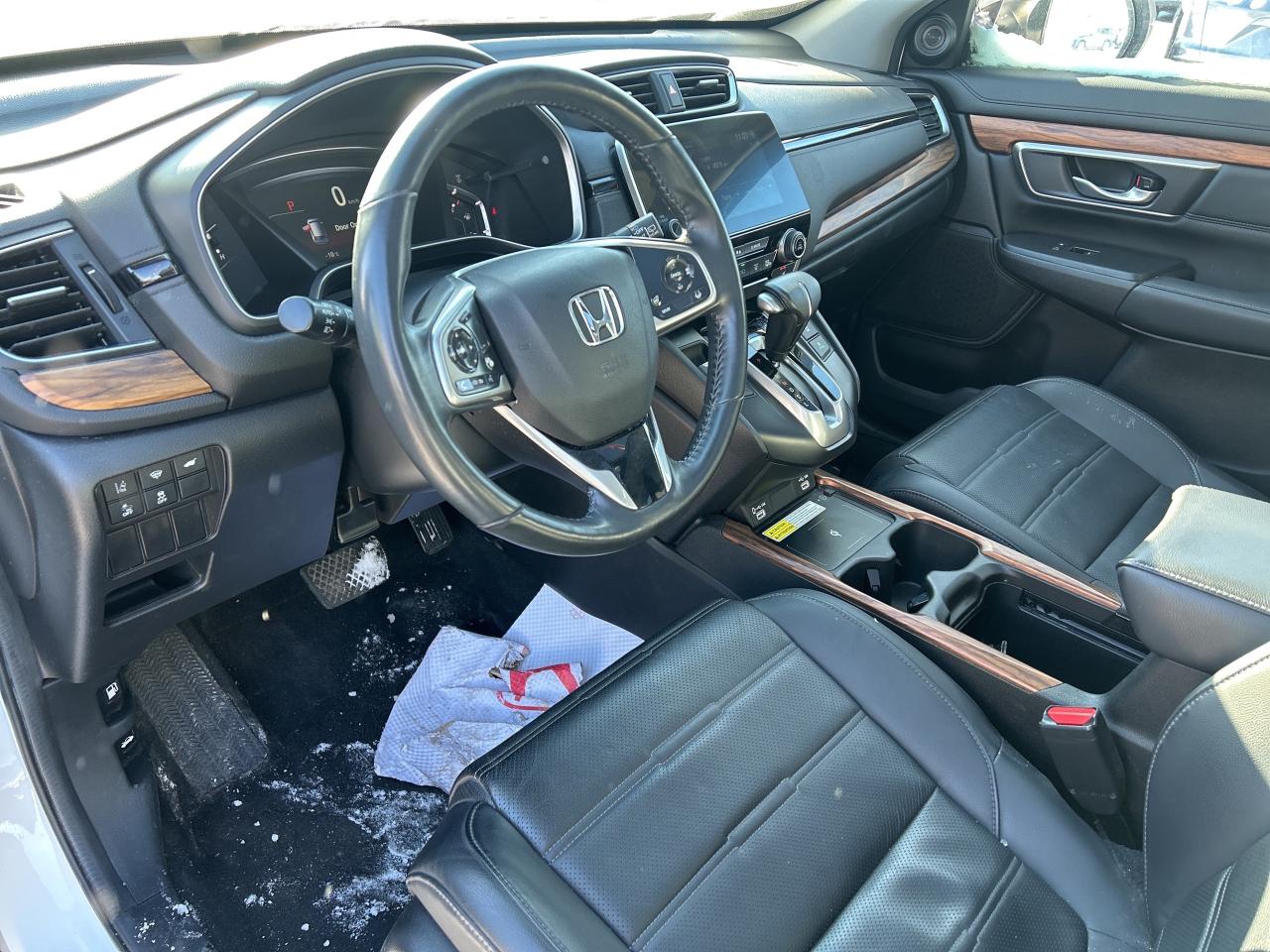 2021 Honda CR-V Touring Leather Navigation Sunroof 2 Sets of Tires Photo