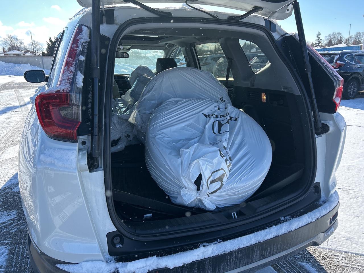 2021 Honda CR-V Touring Leather Navigation Sunroof 2 Sets of Tires Photo