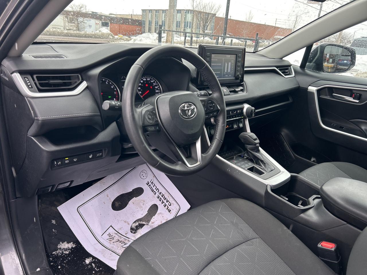 2022 Toyota RAV4 XLE AWD   CLEAN CARFAX Photo