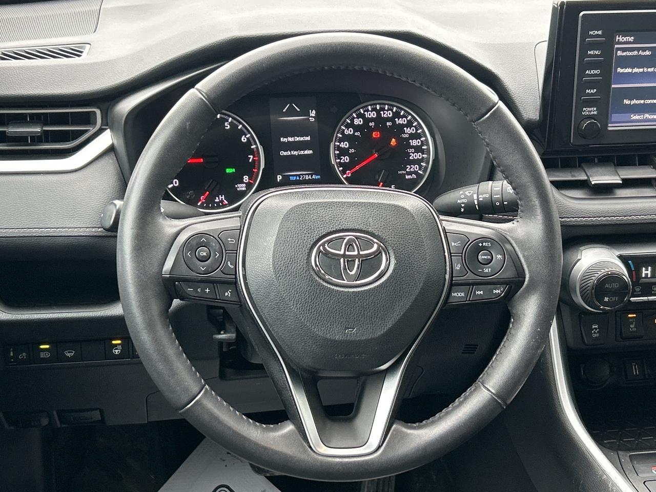 2022 Toyota RAV4 XLE AWD   CLEAN CARFAX Photo