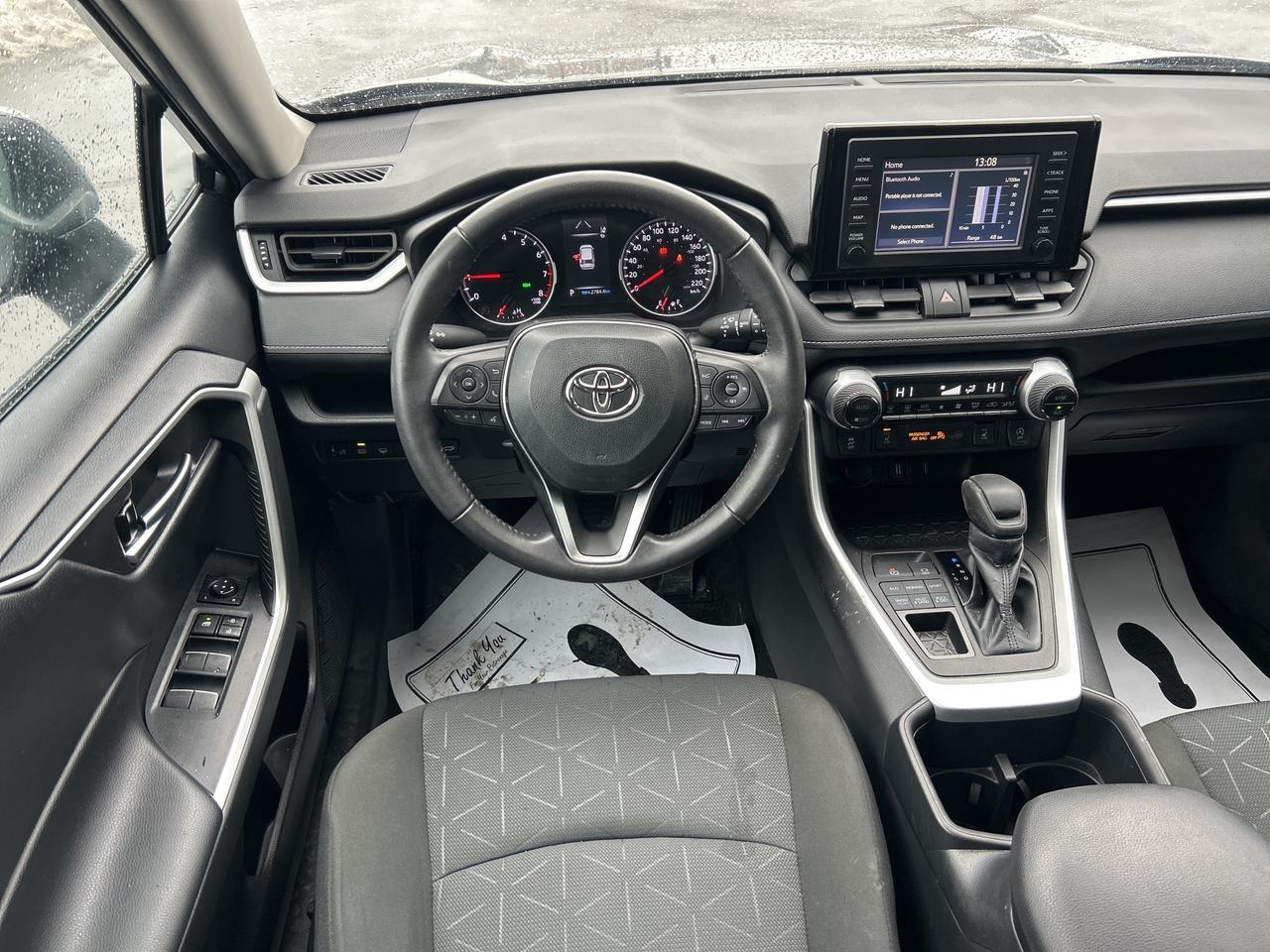 2022 Toyota RAV4 XLE AWD   CLEAN CARFAX Photo