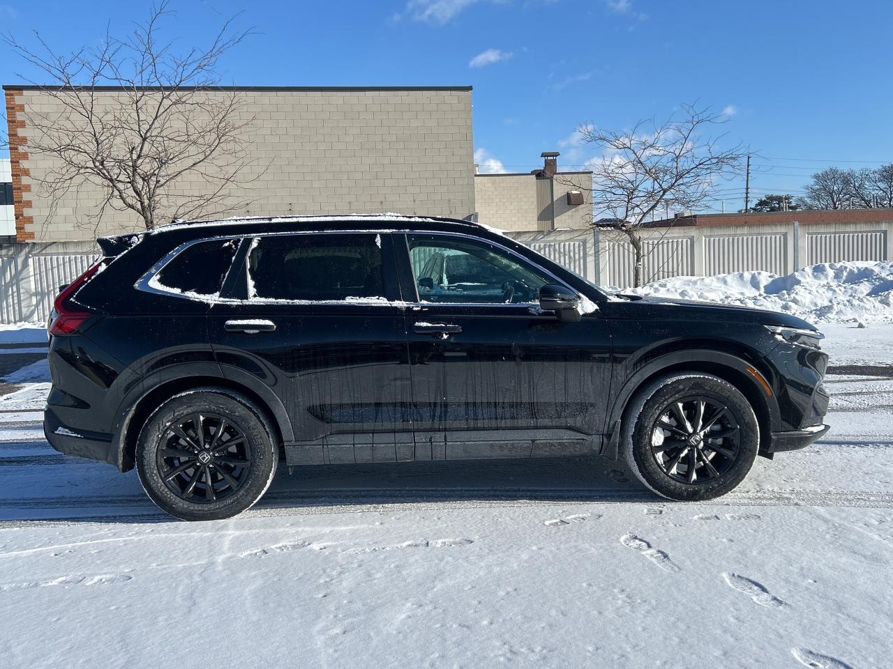 2024 Honda CR-V Sport CarPlay Rear Cam Sunroof Heated Seats Photo