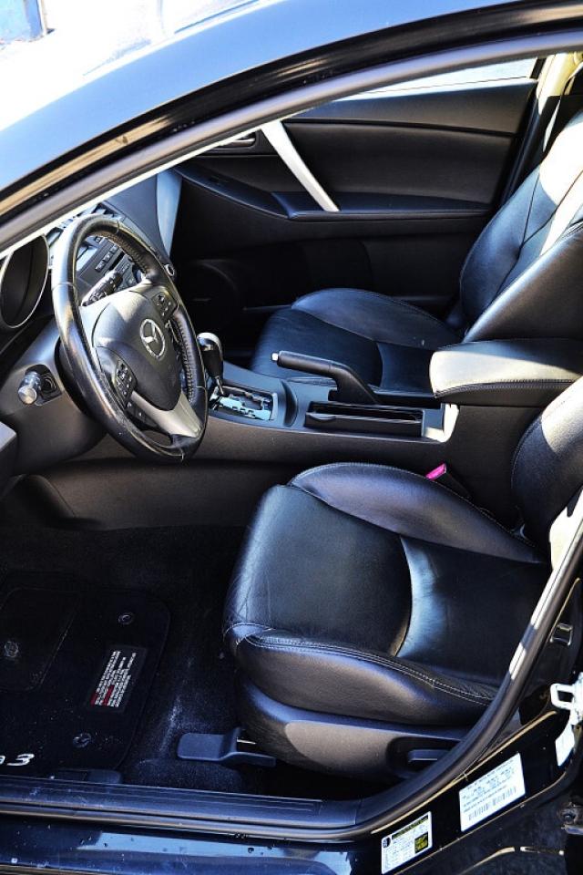 2012 Mazda MAZDA3 4dr Sedan AUTOMATIC GT Edition Photo