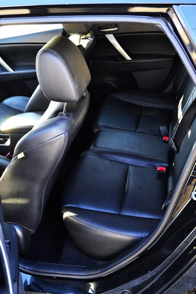 2012 Mazda MAZDA3 4dr Sedan AUTOMATIC GT Edition Photo