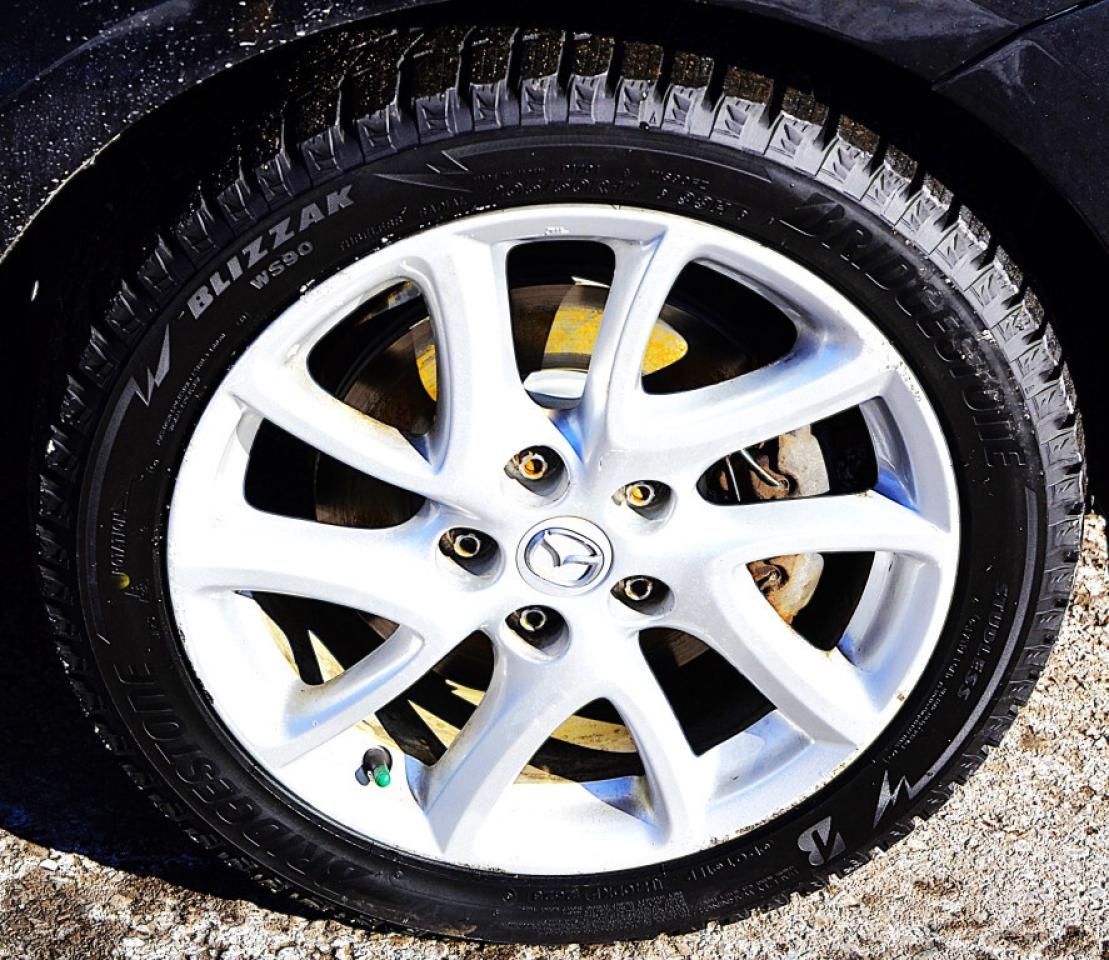 2012 Mazda MAZDA3 4dr Sedan AUTOMATIC GT Edition Photo