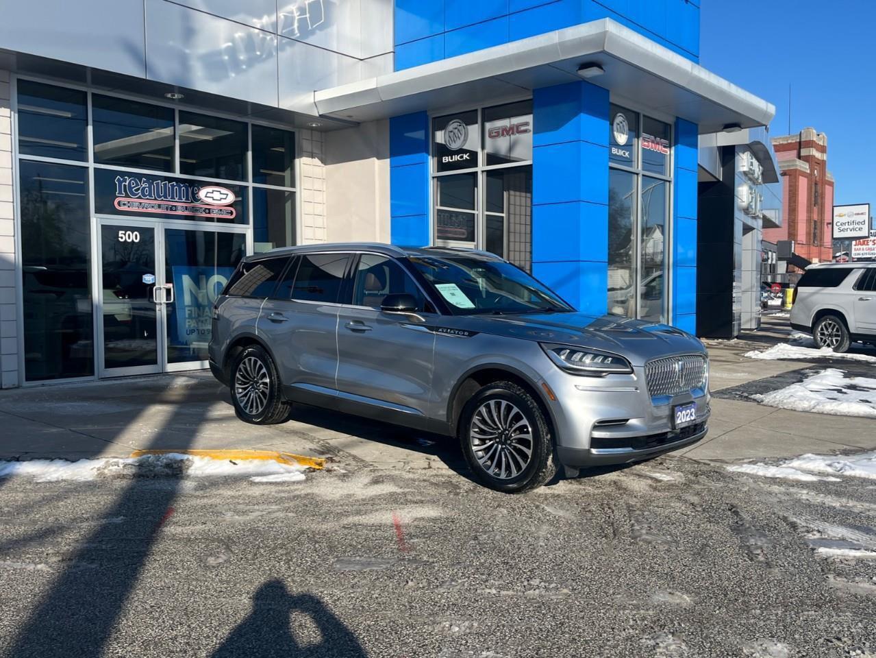 2023 Lincoln Aviator RESERVE PREMIUM FIT AND FINISH Photo2